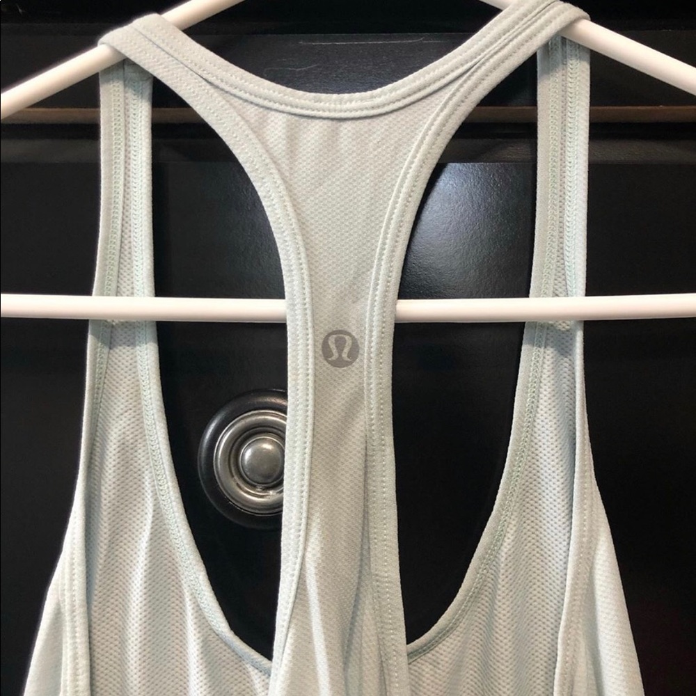 Lululemon tank top